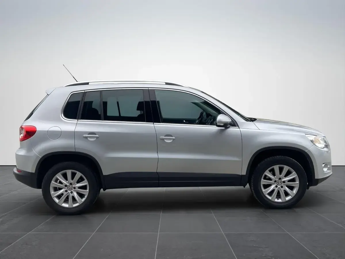 Gebraucht VW Tiguan Sportline 150 PS (110 kW) 2011 Silber SUV