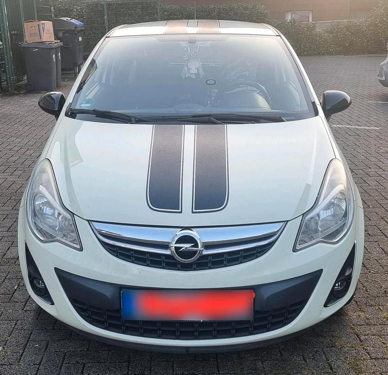 Gebraucht Opel Corsa Satellite 70 PS (51 kW) 2011 Andere farben Kleinwagen
