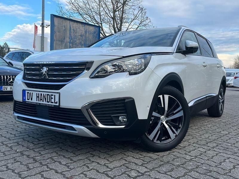 Weiß Gebraucht 2019 Peugeot 5008 Allure Van / Kleinbus | 18.999 € (Fairer Preis) - Bild 1/4