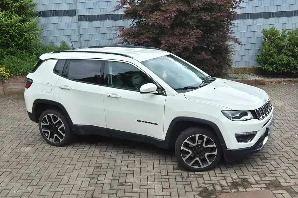 Gebraucht Jeep Compass Limited 170 PS (125 kW) 2018 Weiß SUV