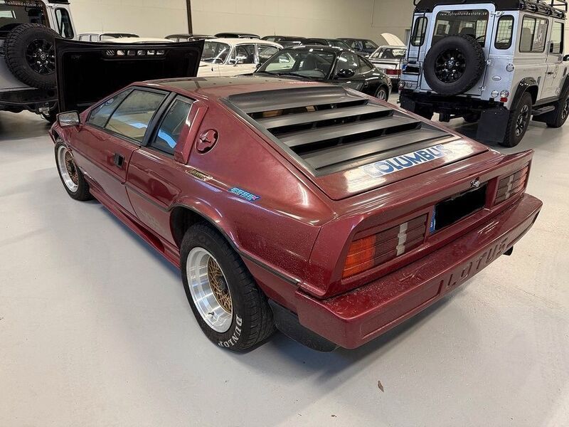 Rot Gebraucht 1985 Lotus Esprit Coupé | 31.100 € - Bild 1/4
