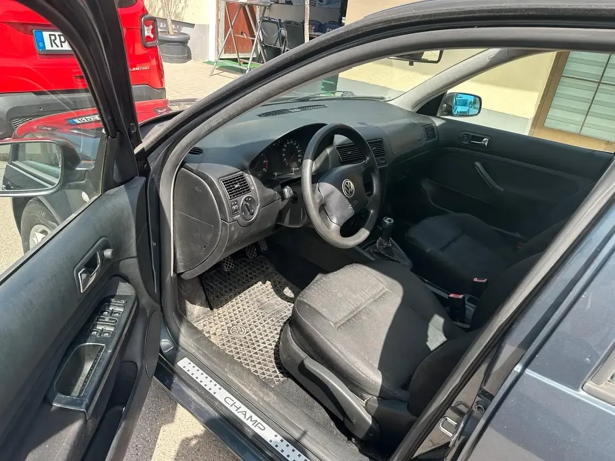 Używany VW Golf IV 75 KM (55 kW) 2002 Szary Hatchback