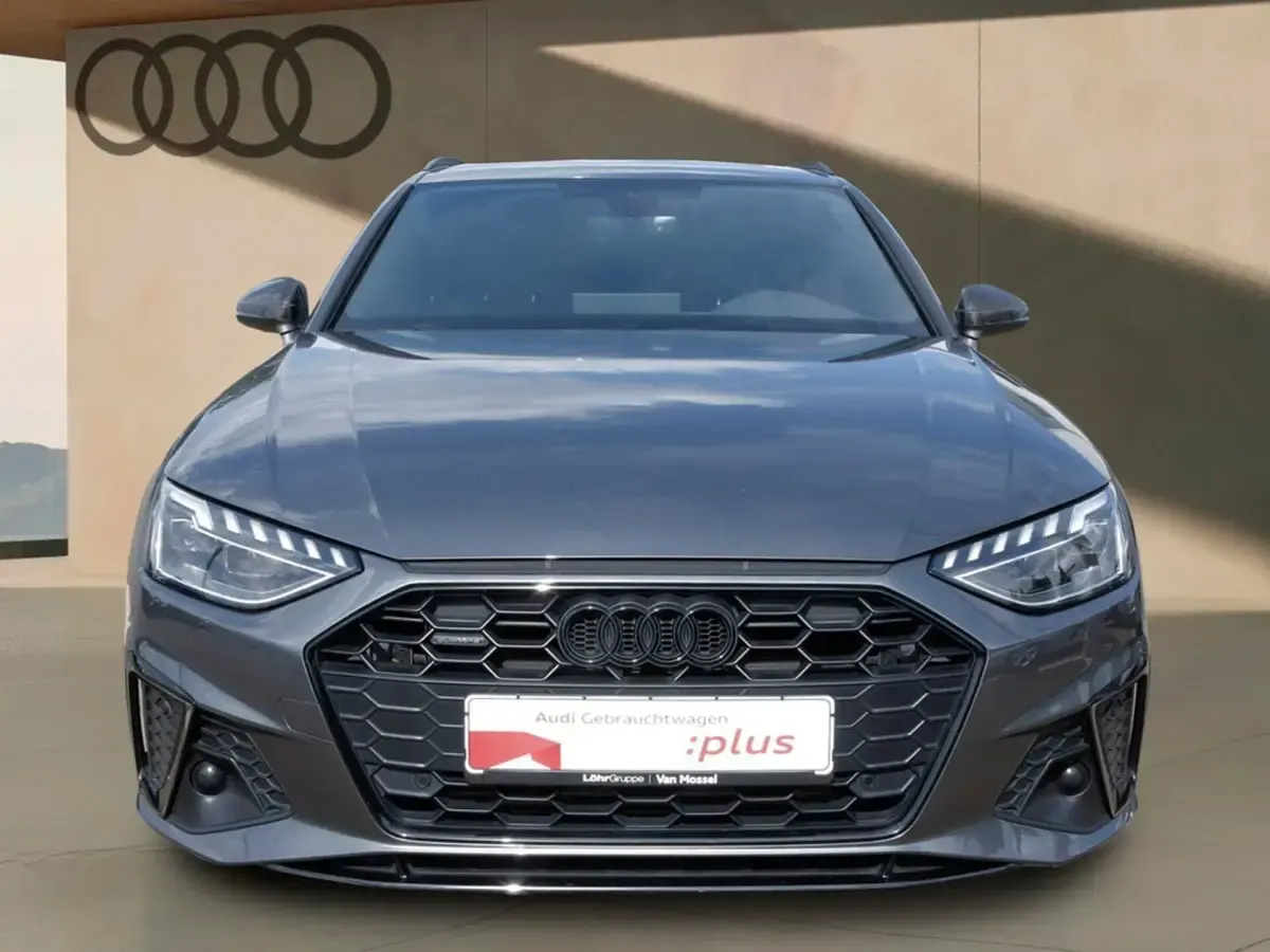 Gebraucht Audi A4 Competition 265 PS (194 kW) 2022 Daytonagrau perleffekt Kombi