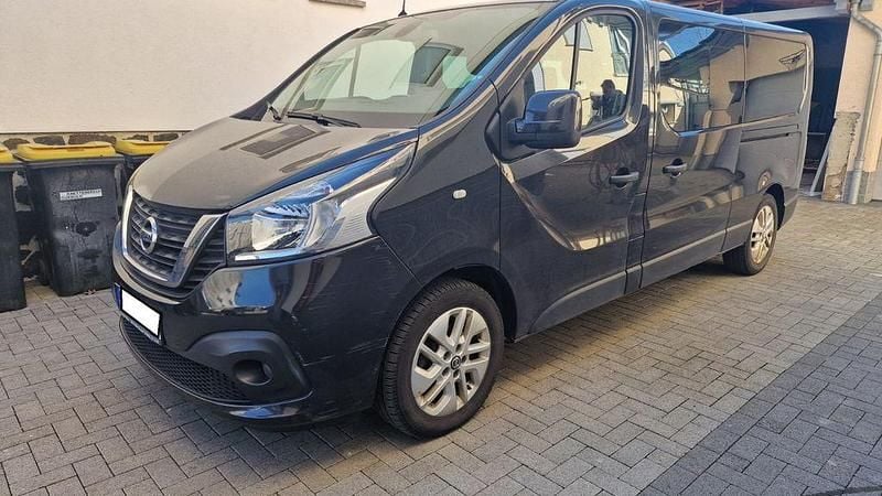 Gebraucht Nissan NV300 Premium Edition 170 PS (125 kW) 2020 Schwarz Van