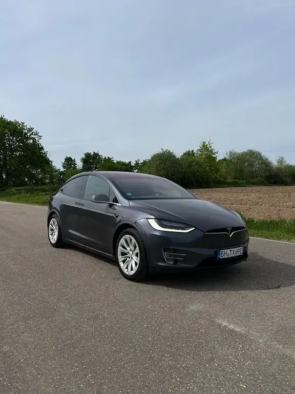 Gebraucht Tesla Model X 325 kW (443 PS) 2019 Grau SUV