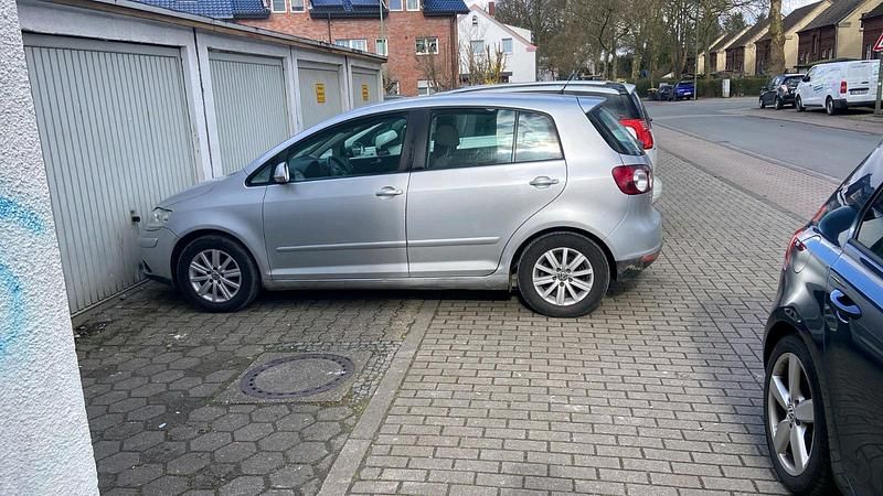 Gebraucht VW Golf VI 140 PS (102 kW) 2008 Silber Kleinwagen