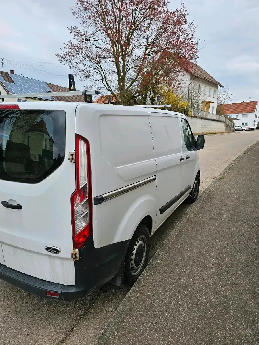Gebraucht Ford Transit Custom 102 PS (75 kW) 2013 Weiß Van / Kleinbus