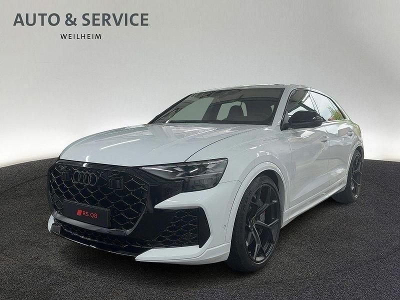 Weiß Neu 2025 Audi RS Q8 Performance SUV | 172.490 € (Etwas zu teuer) - Bild 1/4