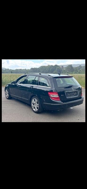 Usata Mercedes C220 177 CV (130 kW) 2009 Nero Station wagon