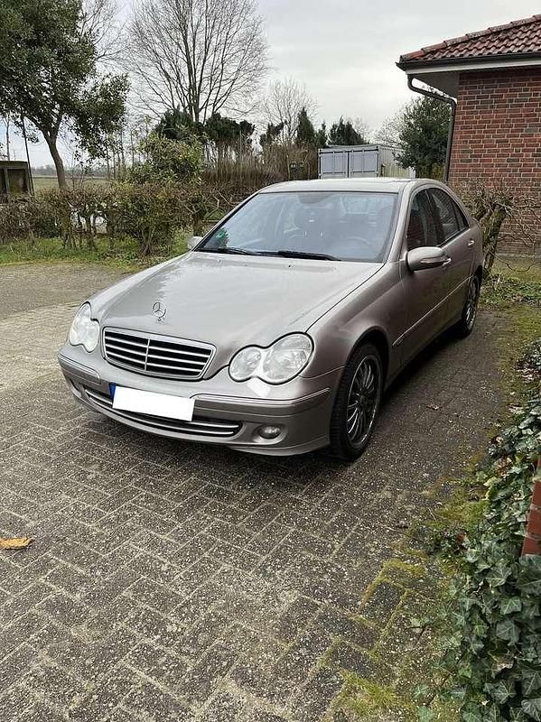 Gebraucht Mercedes C320 Avantgarde 224 PS (164 kW) 2004 Limousine