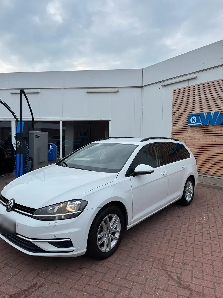 Gebraucht VW Golf VII 150 PS (110 kW) 2018 Weiß Kombi