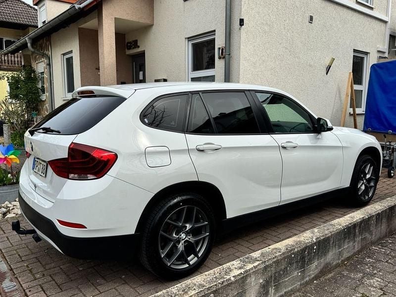 Gebraucht BMW X1 150 PS (110 kW) 2012 Weiß SUV