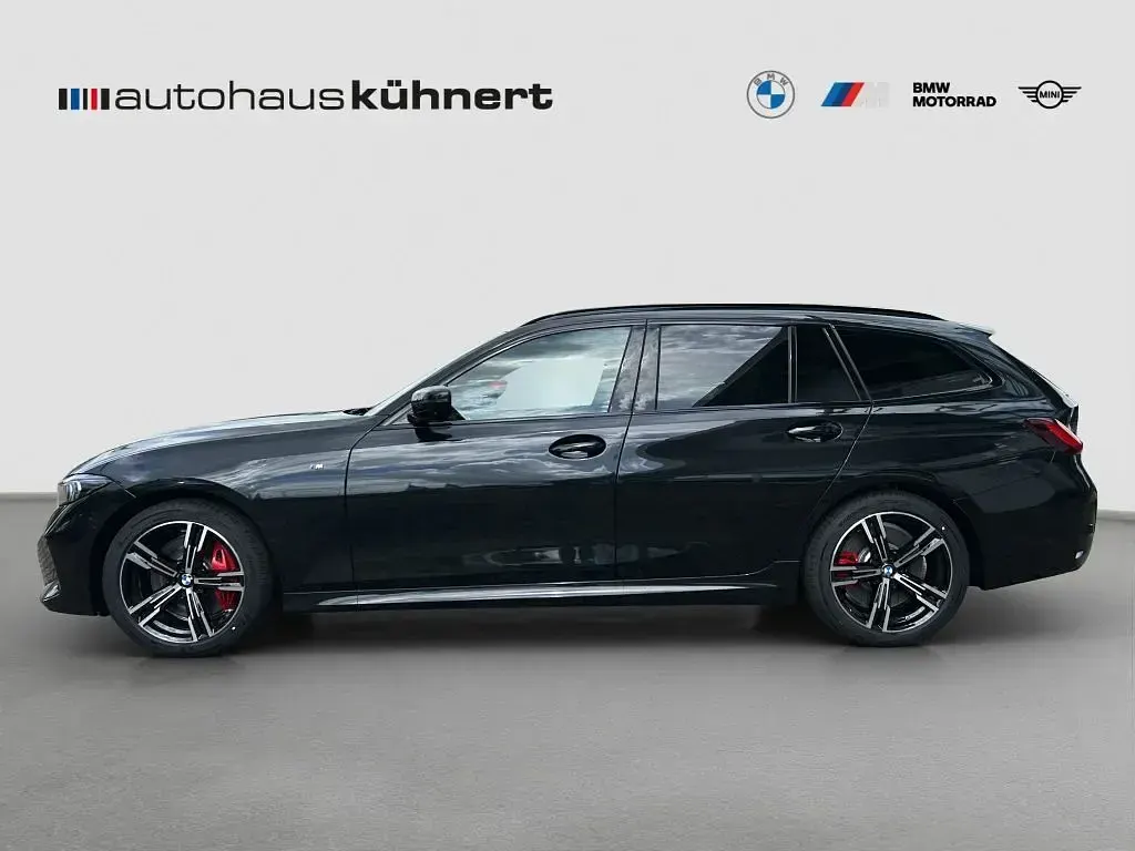 Neu BMW 320 M Sport 190 PS (139 kW) 2026 Schwarz Kombi