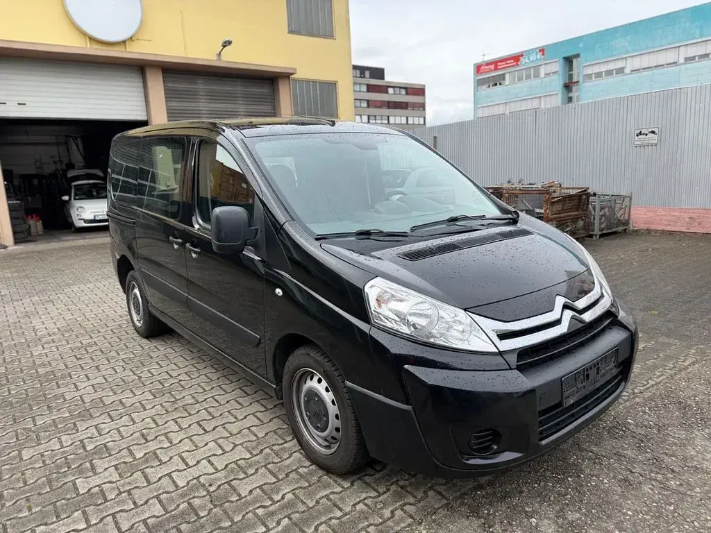 Gebraucht Citroën Jumpy 128 PS (94 kW) 2017 Schwarz Van / Kleinbus
