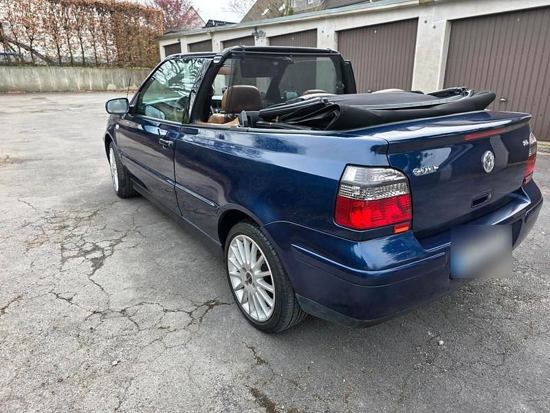 Gebraucht VW Golf Cabriolet Classicline 116 PS (85 kW) 2002 Blau Cabrio
