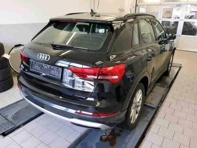 Gebraucht Audi Q3 Advanced 150 PS (110 kW) 2022 Mythosschwarz metallic SUV