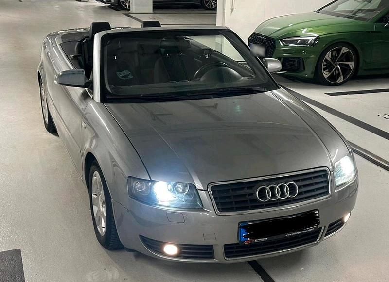 Gebraucht Audi A4 Cabriolet 220 PS (161 kW) 2003 Grau Cabrio