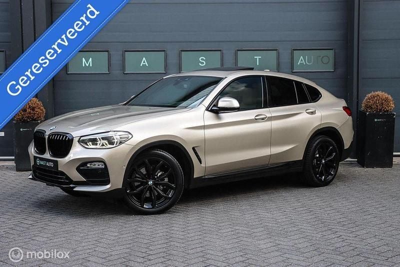 Beige Gebraucht 2018 BMW X4 Executive SUV | 26.866 € (Fairer Preis) - Bild 1/4