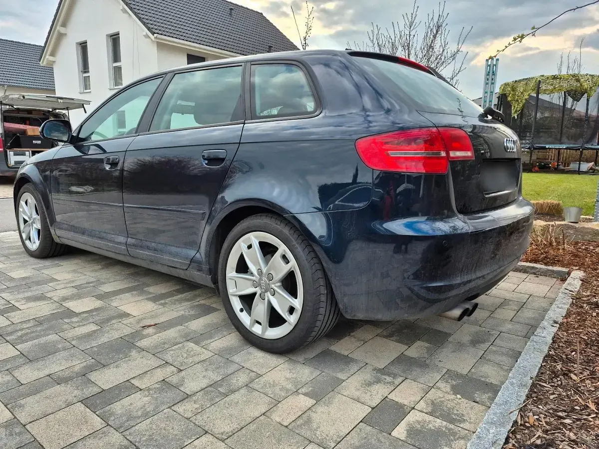 Używany Audi A3 160 KM (117 kW) 2008 Niebieski Hatchback