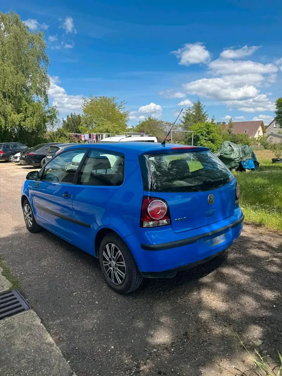 Gebraucht VW Polo 60 PS (44 kW) 2009 Blau Kleinwagen