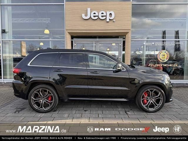 Schwarz (brilliant black) Gebraucht 2015 Jeep Grand Cherokee SRT SUV | 19.999 € (Superpreis) - Bild 1/4