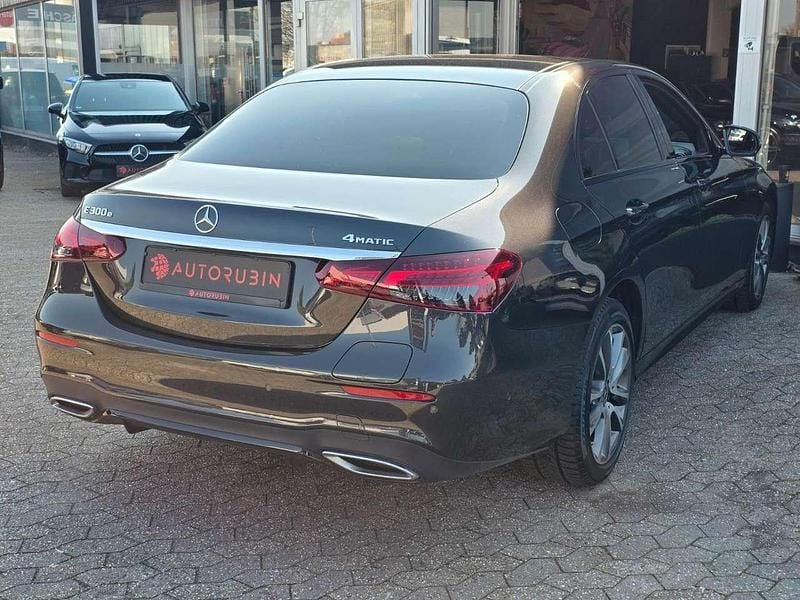 Gebraucht Mercedes E300 AMG 211 PS (155 kW) 2021 Grau Limousine