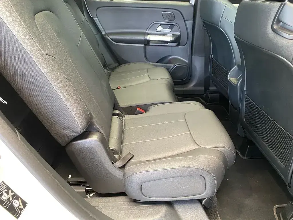 Gebraucht Mercedes GLB200 150 PS (110 kW) 2023 Weiß SUV