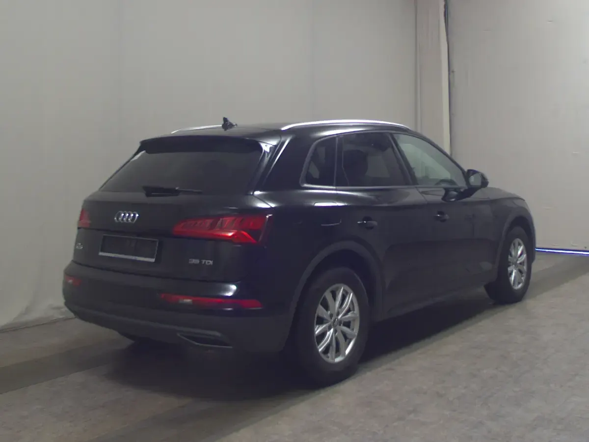Gebraucht Audi Q5 163 PS (119 kW) 2020 Schwarz SUV