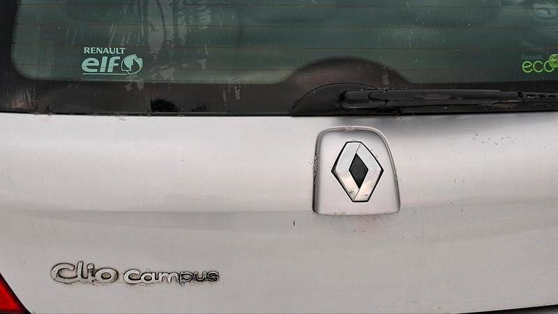 Grau Gebraucht 2008 Renault Clio II Campus Kleinwagen | 1.000 € - Bild 1/4