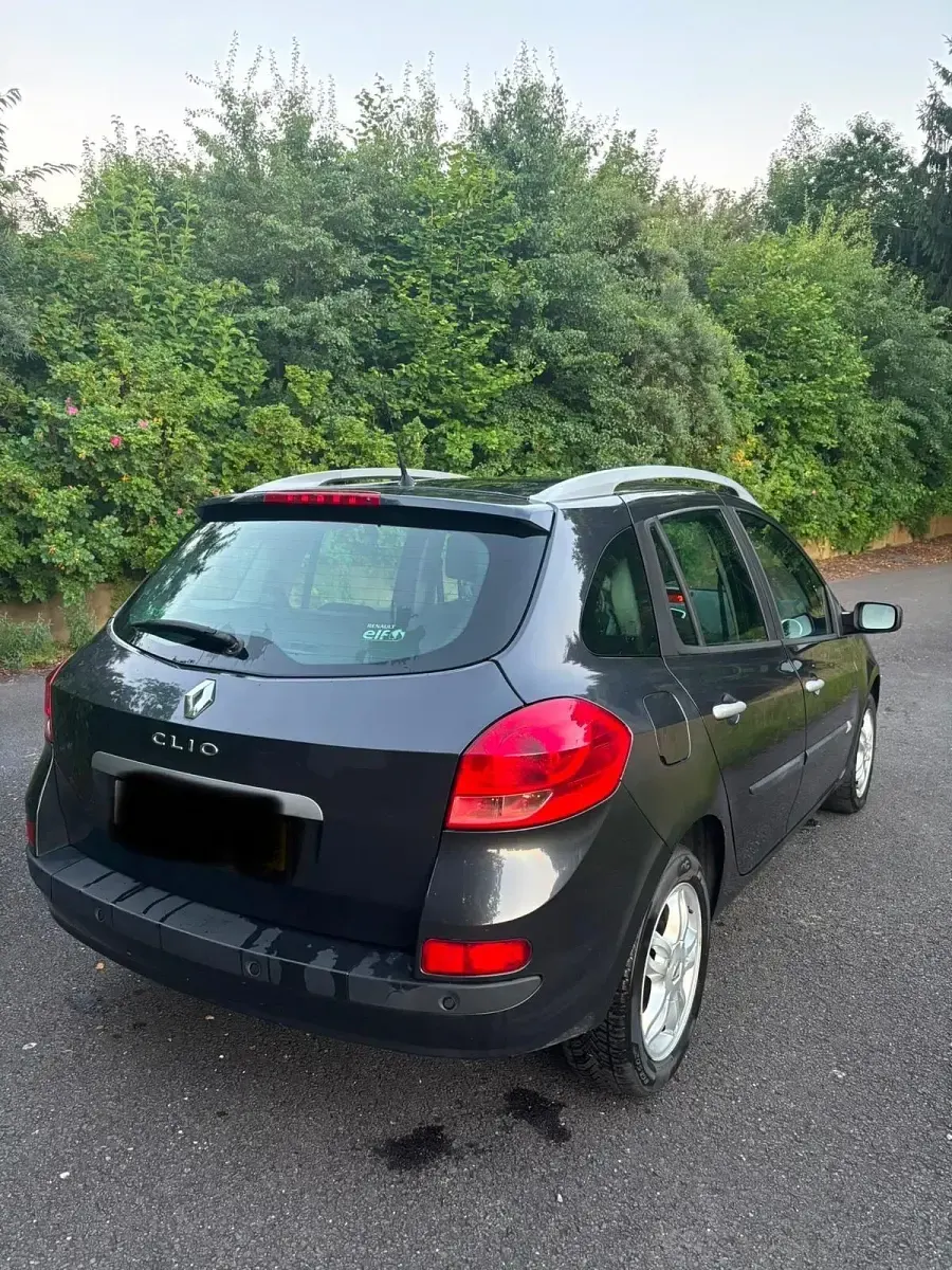 Gebraucht Renault Clio GrandTour 100 PS (73 kW) 2008 Grau Kombi