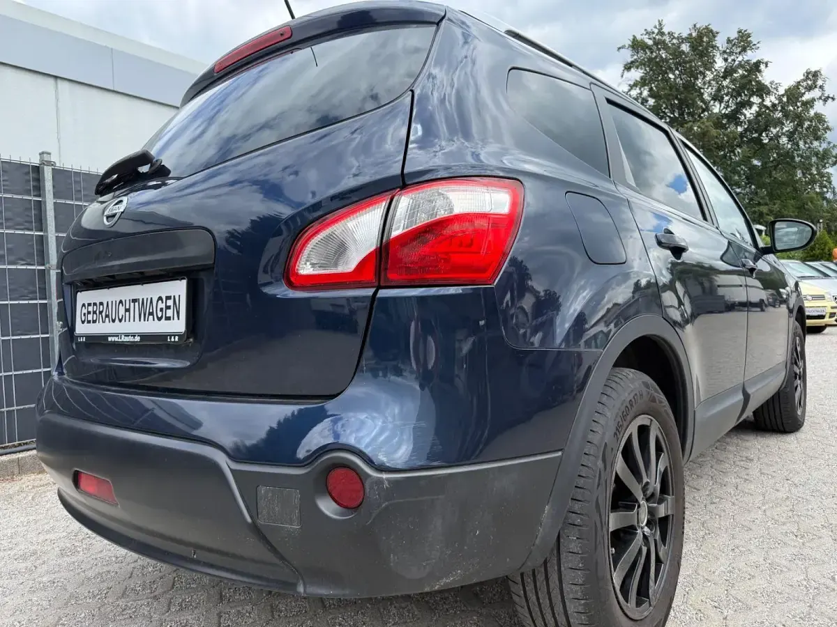 Gebraucht Nissan Qashqai +2 Acenta 141 PS (103 kW) 2011 Blau SUV