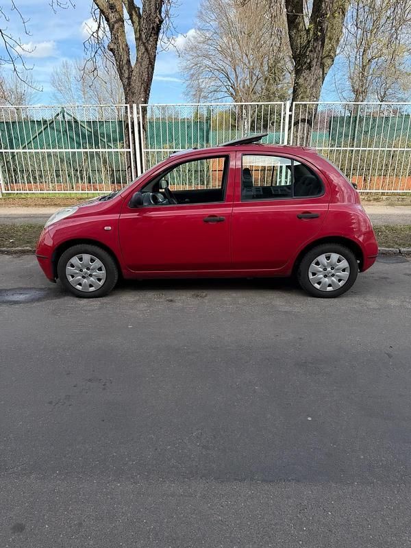 Gebraucht Nissan Micra 63 PS (46 kW) 2004 Rot Kleinwagen