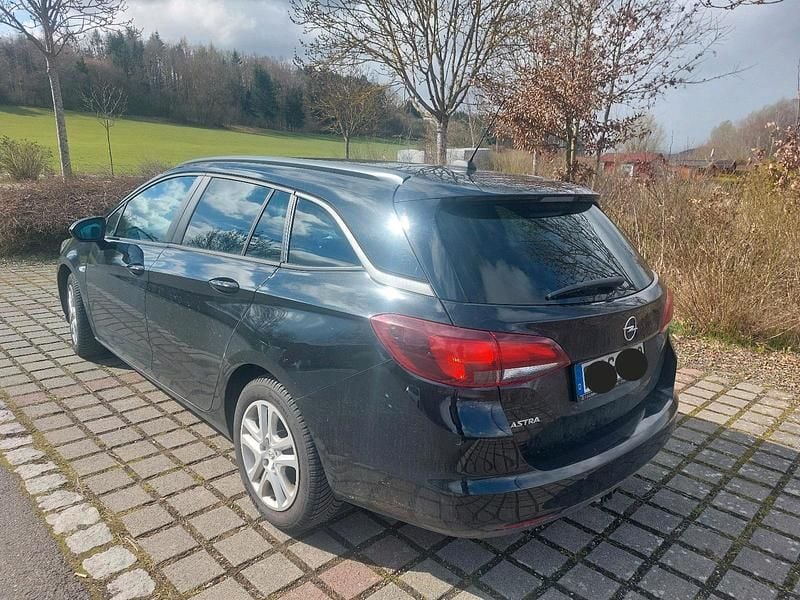 Gebraucht Opel Astra 122 PS (89 kW) 2020 Schwarz Kombi