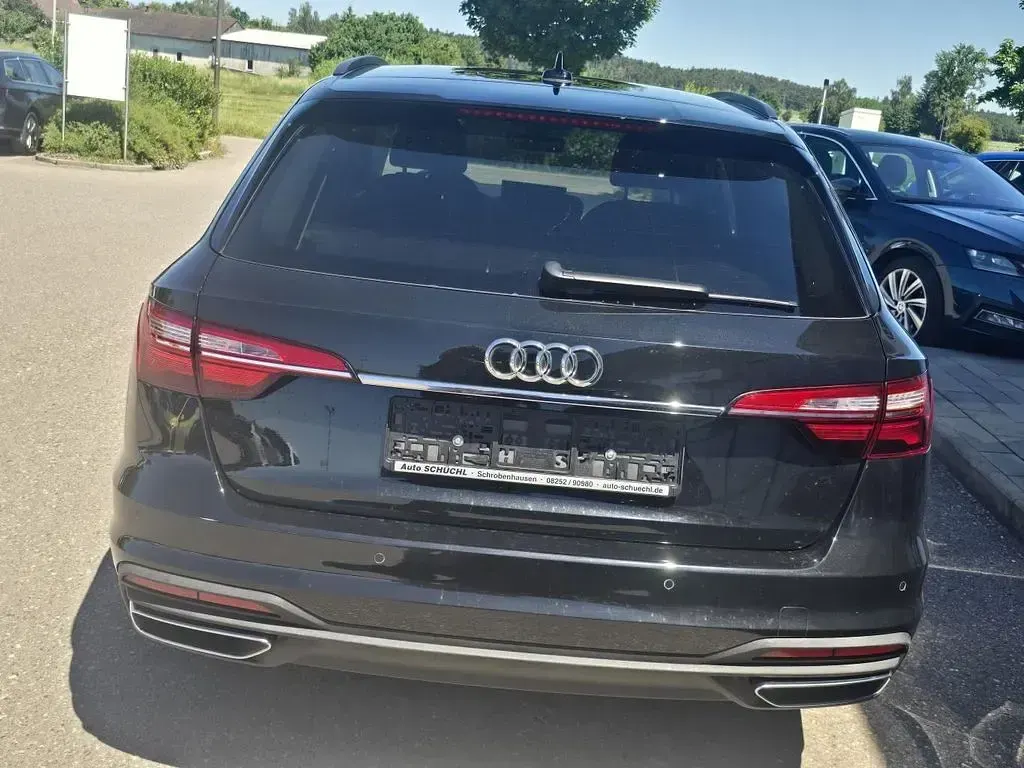 Gebraucht Audi A4 150 PS (110 kW) 2022 Schwarz Kombi