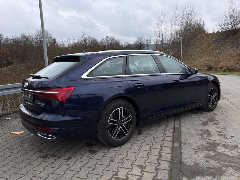 Gebraucht Audi A6 Basis 265 PS (194 kW) 2023 Individuallackierungen audi Kombi