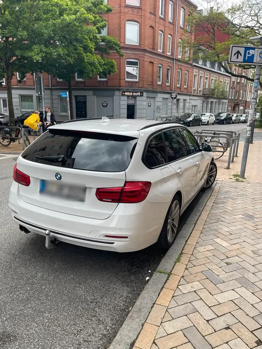 Gebraucht BMW 320 190 PS (139 kW) 2016 Weiß Kombi