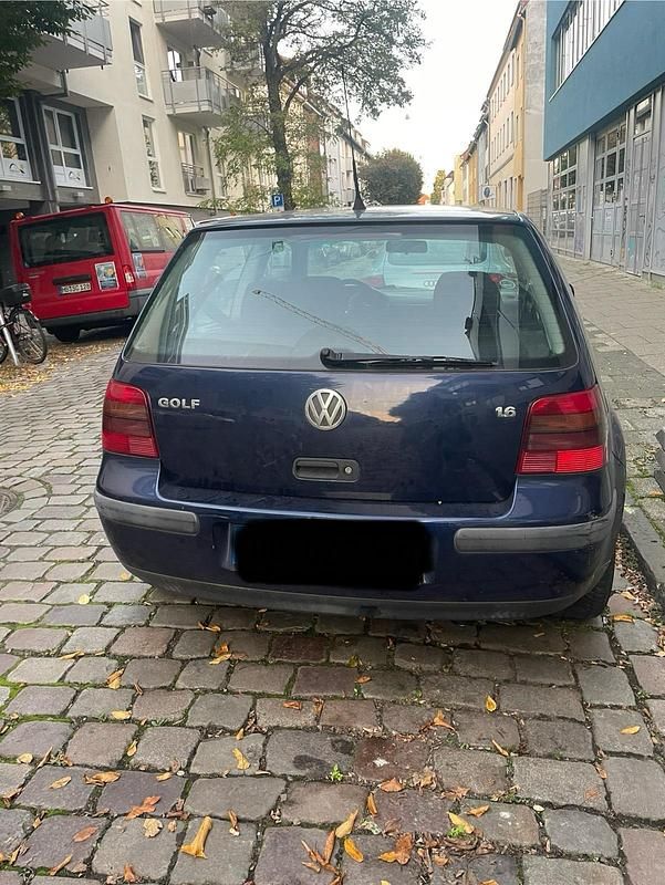 Gebraucht VW Golf IV 101 PS (74 kW) 2000 Blau Kleinwagen