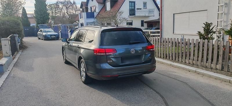 Gebraucht VW Passat 150 PS (110 kW) 2015 Grau Kombi