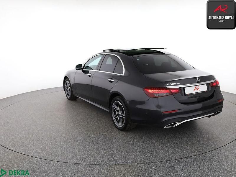 Gebraucht Mercedes E300 AMG 306 PS (225 kW) 2020 Grau Limousine