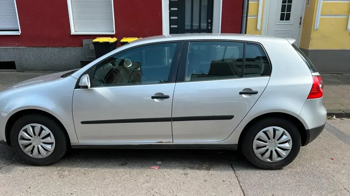 Gebraucht VW Golf IV 104 PS (76 kW) 2005 Silber Kombi