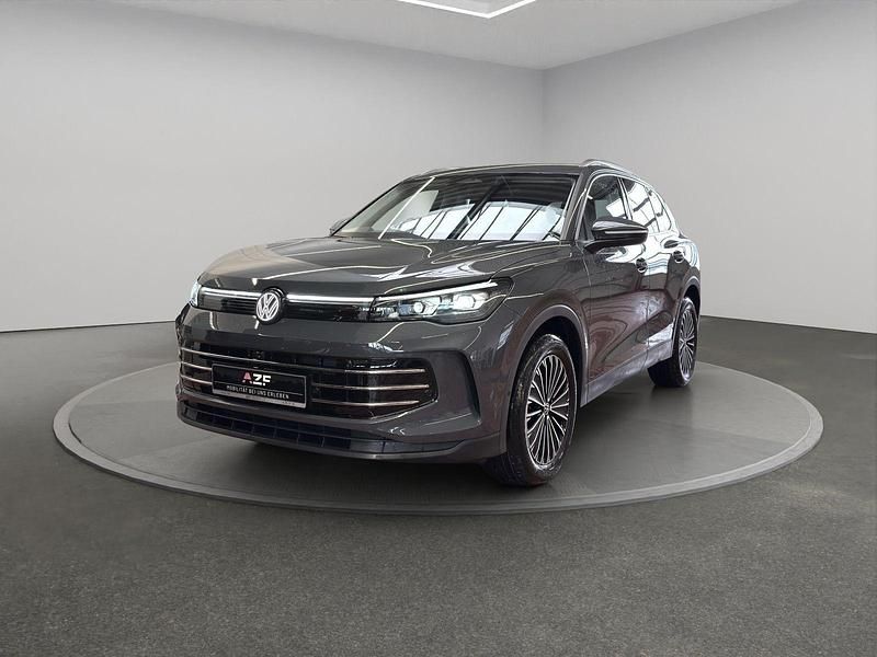 Neu VW Tiguan Elegance 150 PS (110 kW) 2025 Grau SUV