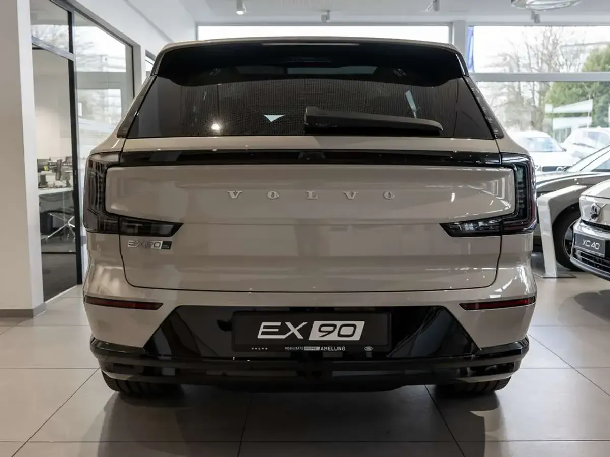 Gebraucht Volvo EX90 Ultra 300 kW (408 PS) 2026 Sand dune SUV