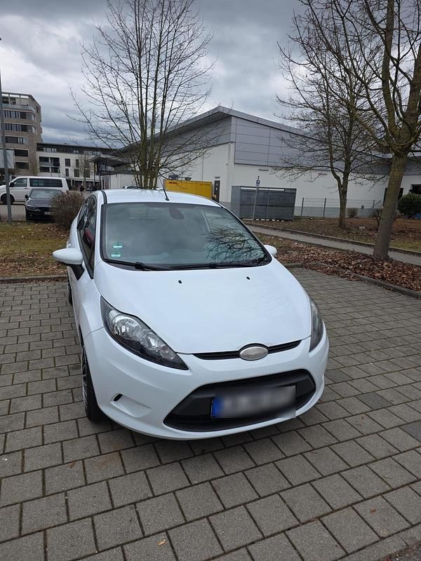 Gebraucht Ford Fiesta 97 PS (71 kW) 2009 Kleinwagen