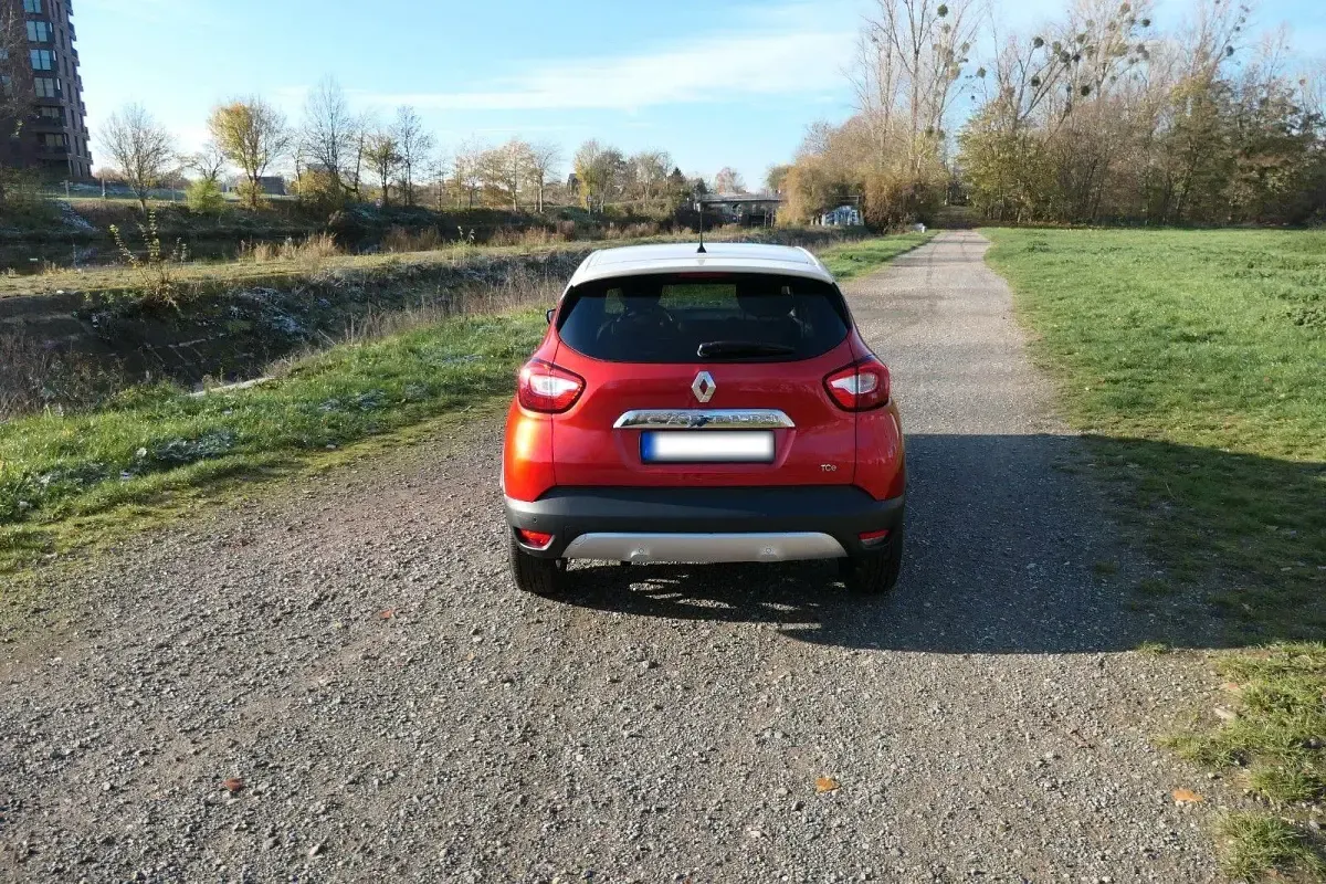 Gebraucht Renault Captur 120 PS (88 kW) 2015 Rot SUV
