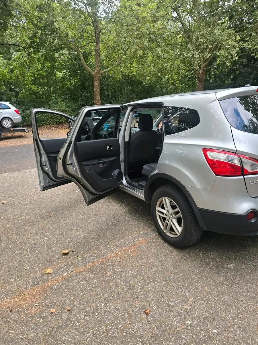 Gebraucht Nissan Qashqai +2 110 PS (80 kW) 2012 Grau SUV