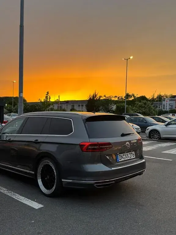 Gebraucht VW Passat Highline 280 PS (205 kW) 2017 Grau Kombi