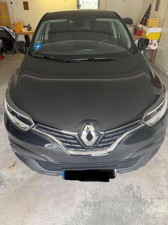 Schwarz Gebraucht 2015 Renault Kadjar Life SUV | 9.999 € (Superpreis) - Bild 1/2