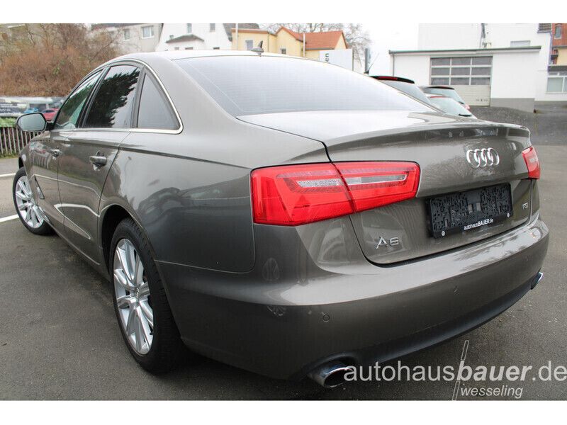 Gebraucht Audi A6 Performance 204 PS (150 kW) 2011 Dakotagrau (metallic) Limousine