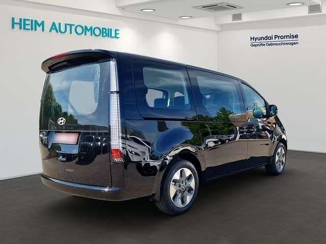 Gebraucht Hyundai Staria Trend 160 PS (117 kW) 2024 Abyss black Van / Kleinbus