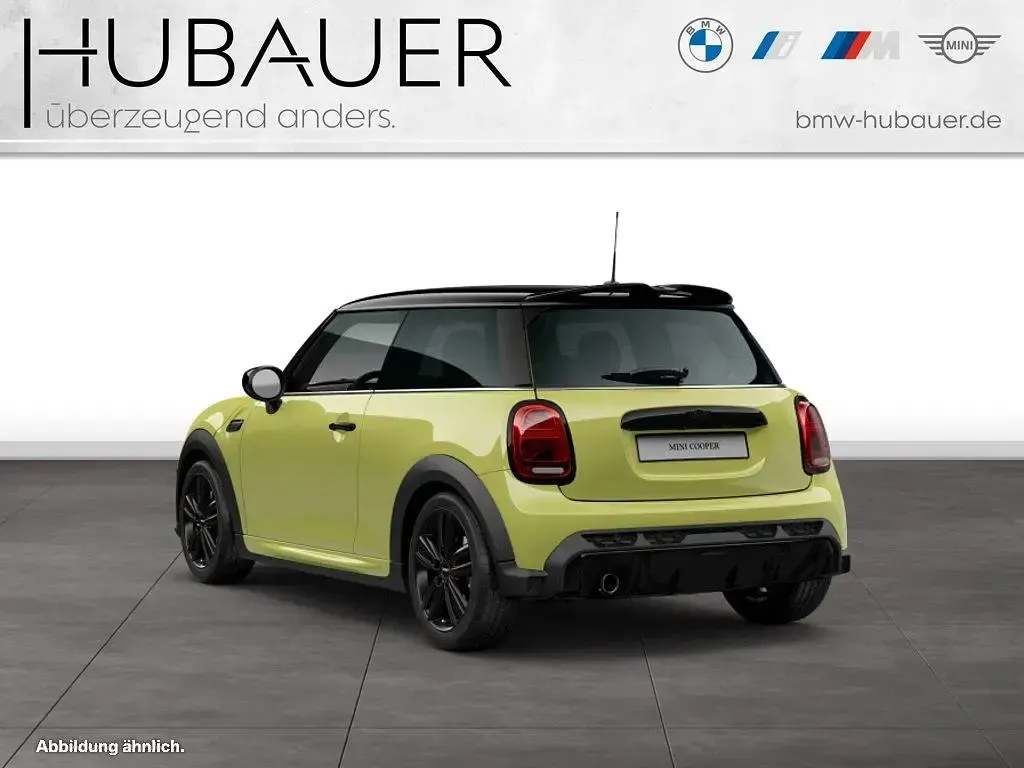 Używany Mini Cooper 136 KM (100 kW) 2023 Żółty Hatchback